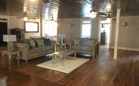 Bella'S Boutique Hotel